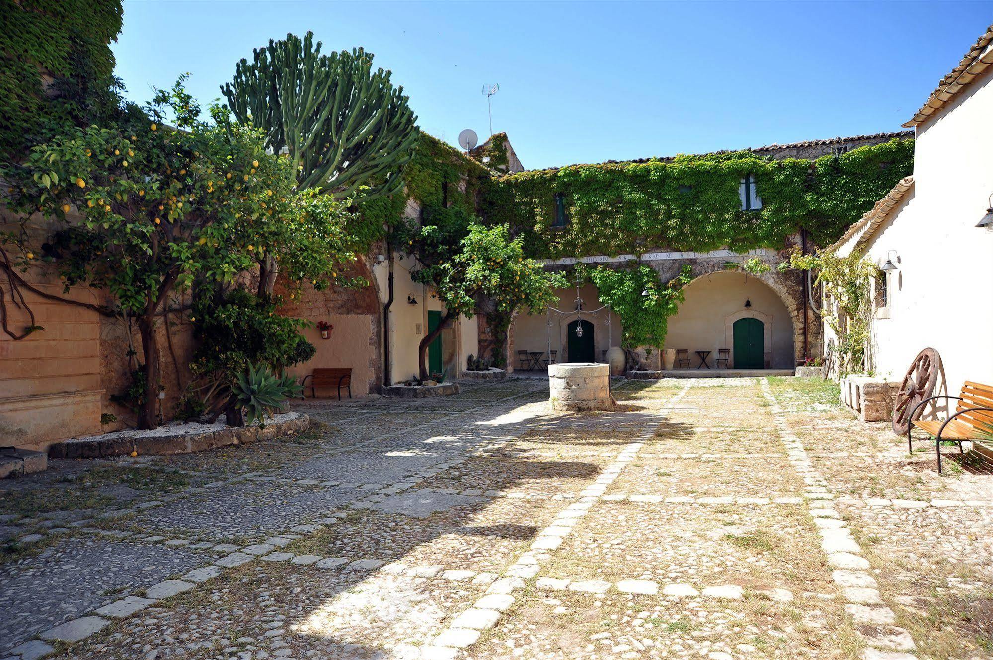 Baglio Siciliamo Country House Lido di Noto Esterno foto